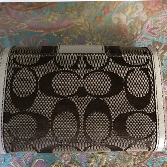 Wallet - Picture 3 of 4